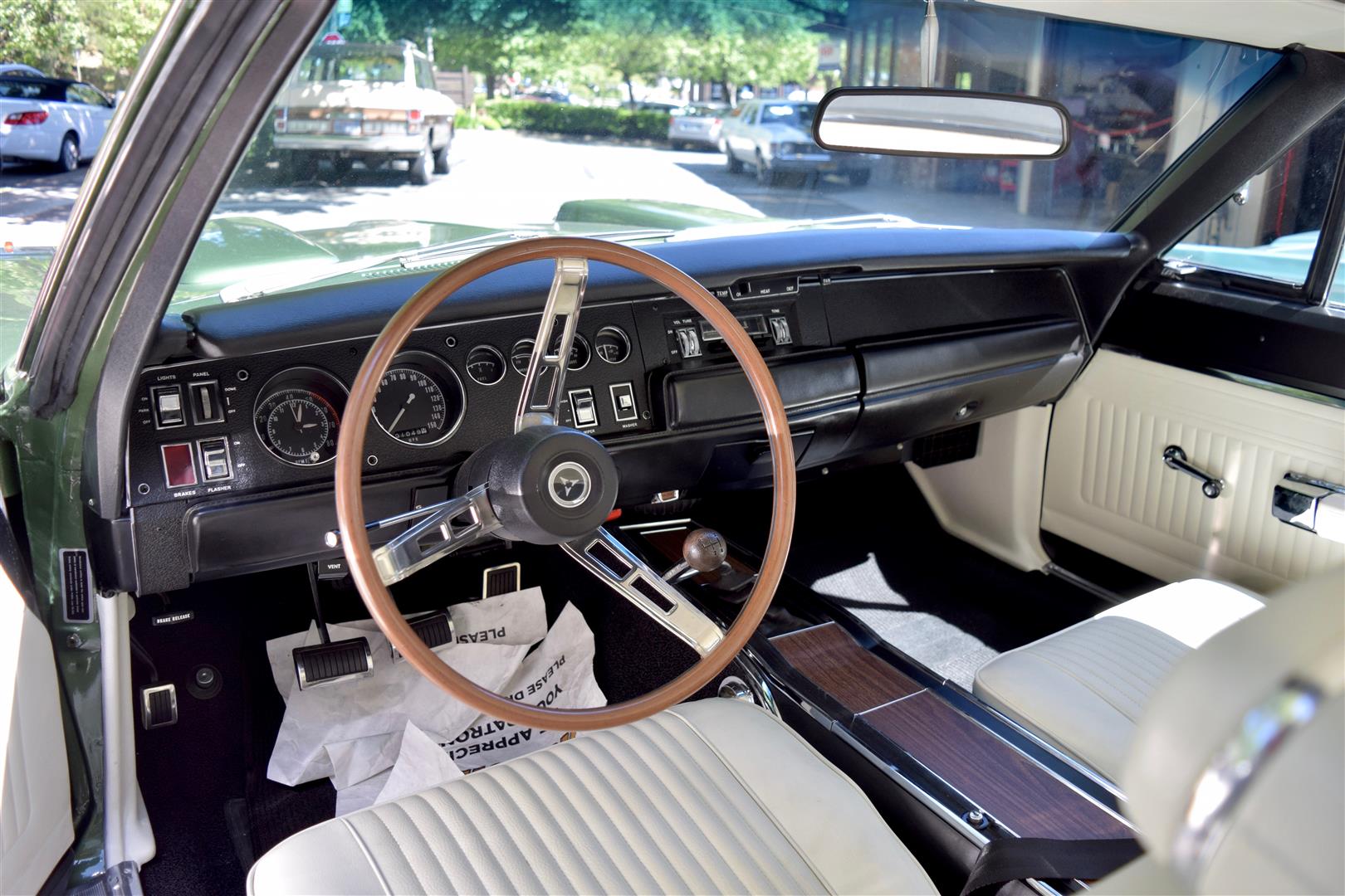 1969 Dodge Super Bee | Orinda Classic Car Center image 3